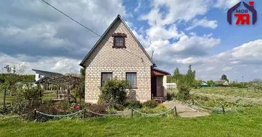Casa en Krasnadvorski sielski Saviet, Belarús