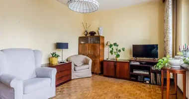 Wohnung 4 zimmer in Warschau, Polen