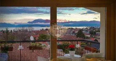 2 bedroom apartment in Desenzano del Garda, Italy