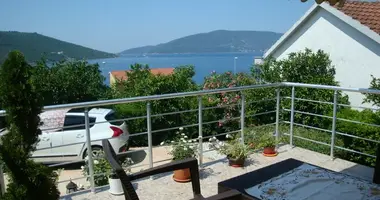 Villa 3 bedrooms in Kumbor, Montenegro