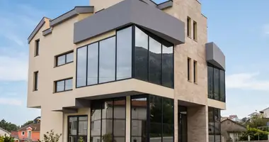 Pomieszczenie biurowe 420 m² w Baosici, Czarnogóra