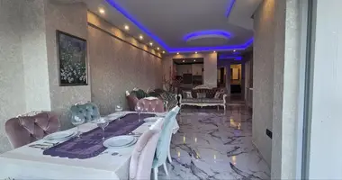 Wohnung 4 zimmer in Alanya, Türkei