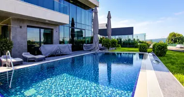 Apartamento 7 habitaciones en Kargicak, Turquía