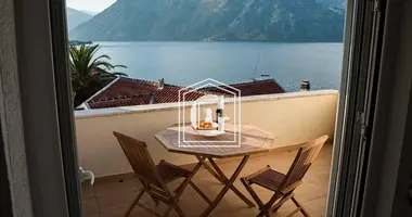 Apartamento 2 habitaciones en Kavac, Montenegro