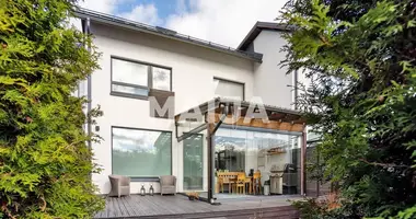 Apartamento 5 habitaciones en Helsinki sub region, Finlandia