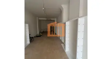 Commercial property 70 m² in Bashkia Durres, Albania