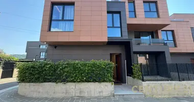 Luxurious Villa near TEG shopping mall in Lunder, Albania