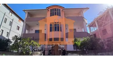 Casa 8 habitaciones en Bashkia Durres, Albania