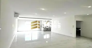 Wohnung 3 Schlafzimmer in Zebbug, Malta