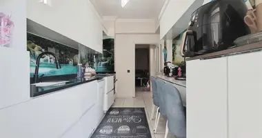 Квартира 3 комнаты в Муратпаша, Турция