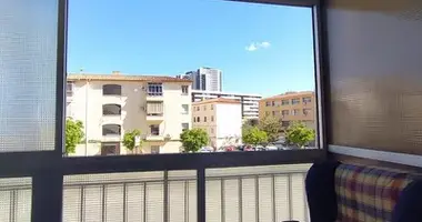 Apartamento 3 habitaciones en Dos Hermanas, Španjolska