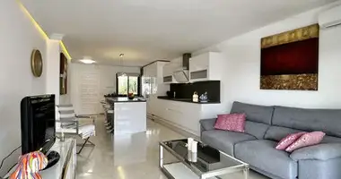Apartamento 2 habitaciones en San Pedro Alcantara, Španjolska