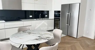 Apartamento 3 habitaciones en Riga, Letonia