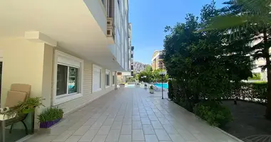 Mieszkanie 3 pokoi w Konyaalti, Turcja