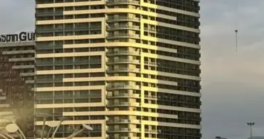 Квартира 2 комнаты в Батуми, Грузия