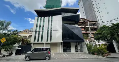 Commercial property 226 m² in Sangkat Boeng Keng Kang Ti Muoy, Cambodia