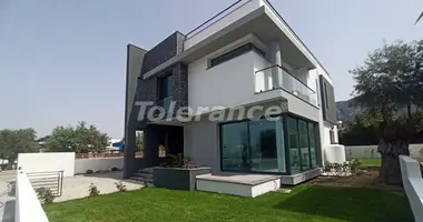 Villa 4 bedrooms in Kazafani, Northern Cyprus