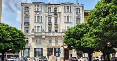 Mieszkanie 2 pokoi w Warszawa, Polska