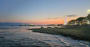 Ferienwohnung zentral gelegen mit Meerblick in Bashkia Vlore, Albanien