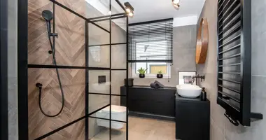 Maison dans Komorniki, Pologne