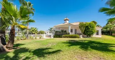 Haus 4 Schlafzimmer in Estepona, Spanien