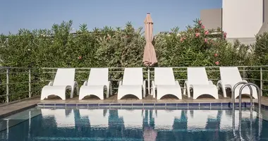 4 bedroom house in Greece