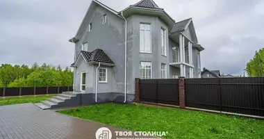 Haus 5 zimmer in Barauljany, Belarus