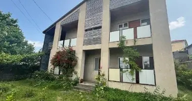 Dom 8 pokojów w Tbilisi, Gruzja