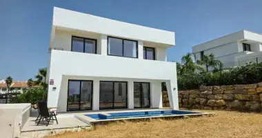 3 bedroom house in Manilva, Spain