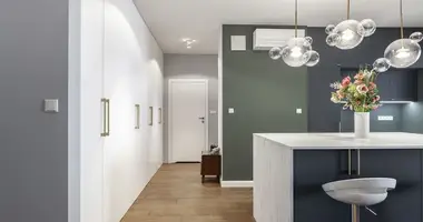 Wohnung 2 zimmer in Warschau, Polen