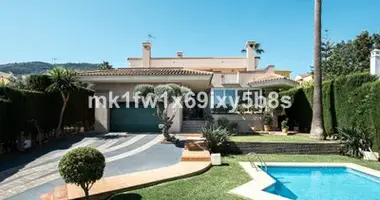 5 bedroom house in Malaga, Spain