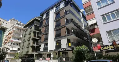 Квартира 2 комнаты в Муратпаша, Турция