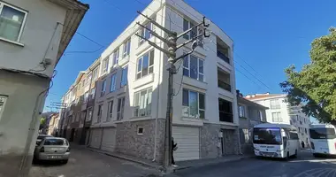 Wohnung 4 zimmer in Tepebaşı, Türkei