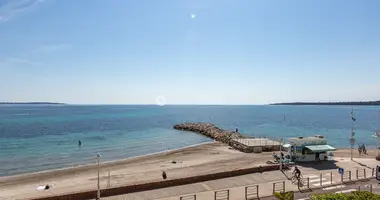 3 bedroom apartment in France