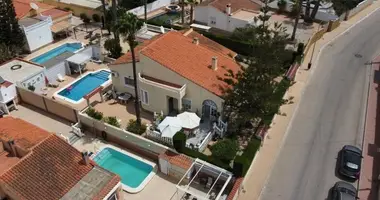Villa en Torrevieja, Španjolska