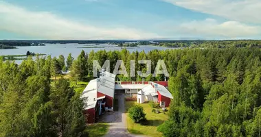 Restaurant, Café 1 400 m² in Sundom, Finnland