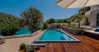 7 bedroom house in Croatia