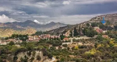 Działka w Trimiklini, Cypr