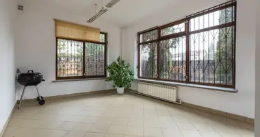 Propriété commerciale 256 m² dans Varsovie, Pologne