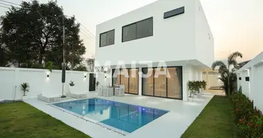 Villa 4 bedrooms in Pattaya City, Thailand