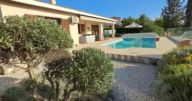Bungalow 3 bedrooms in Monagrouli, Cyprus