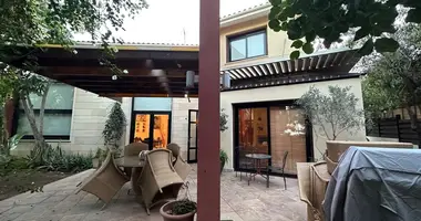 Apartamento 5 habitaciones en Germasogeia, Chipre