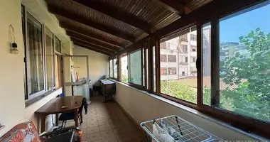 2 bedroom apartment in Tirana Municipality, Albania