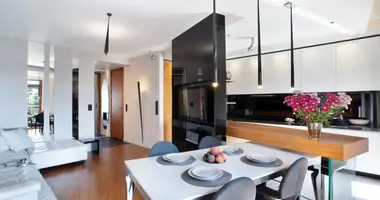Commercial property 73 m² in Krakow, Poland