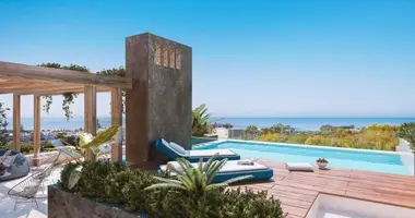 5 bedroom apartment in Rio Real, Spain