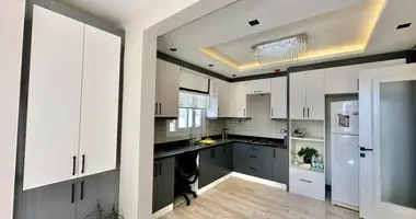 Apartamento 4 habitaciones en Mezitli, Turquía