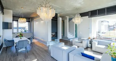 Casa en Varsovia, Polonia