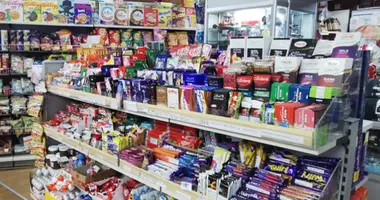 Магазин 350 м² в Demos Agiou Athanasiou, Кипр