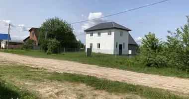 Casa en Pierasady, Belarús