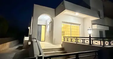 Haus 3 Schlafzimmer in Moni, Zypern